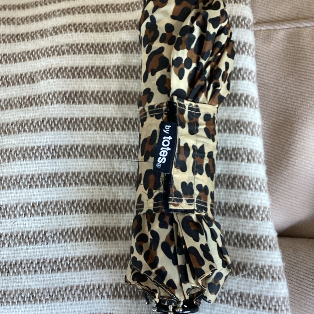 totes Leopard Print Compact Umbrella - Beige, Brown, Black